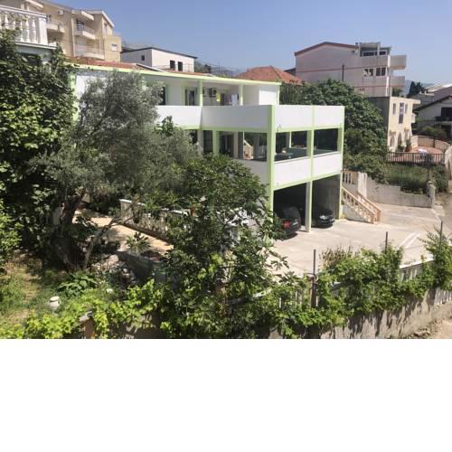 Green Villa