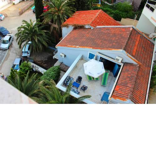 Green Villa