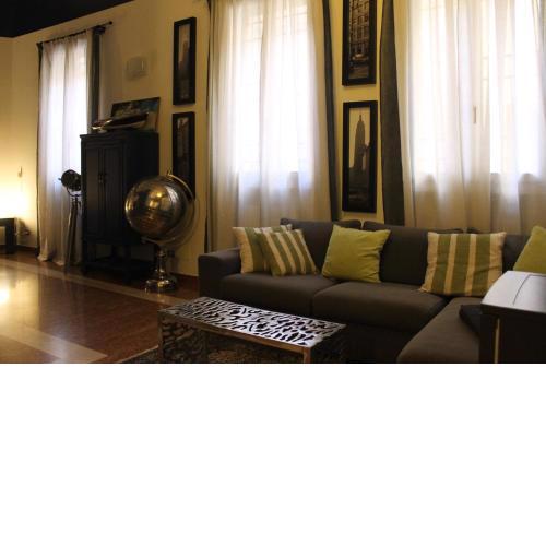 GRIFFONI LOFT