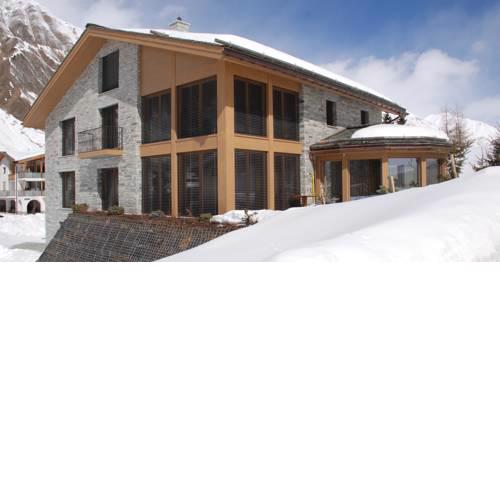Grischuna Mountain Lodge