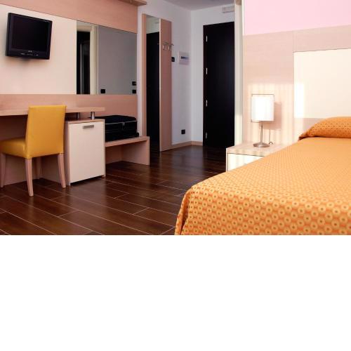 Groane Hotel Residence