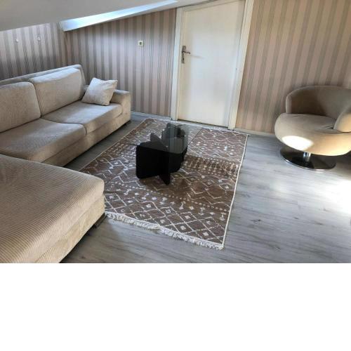 Große geräumige Wohnung in Esenyurt