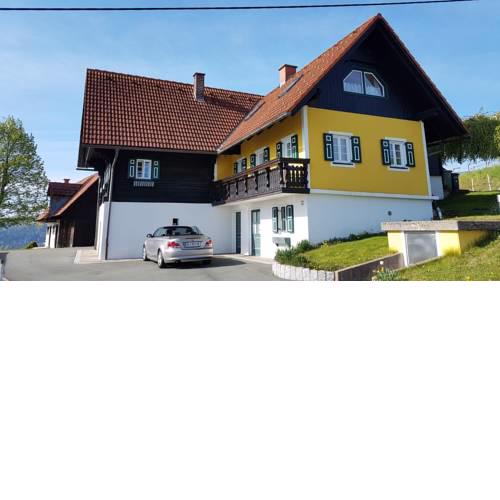 Großzügiges Winzerhaus mit 3 Schlafzimmer für 6 Personen!!! Hochgrail 9 Plätze 9 Schätze!