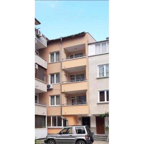 Guest House Damyanov