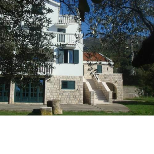Guest house Dragović
