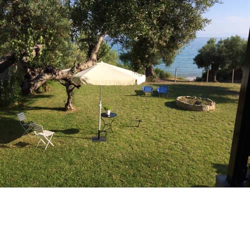 Guest House in MOLA KALIVA