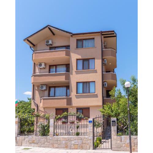Guest House Ivanovi