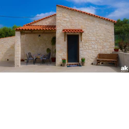 Guest House near Airport & Karteros Beach
