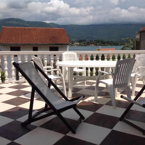 Guest House "Paradise"
