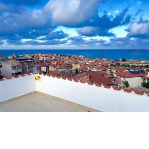 Guest House Polikseni