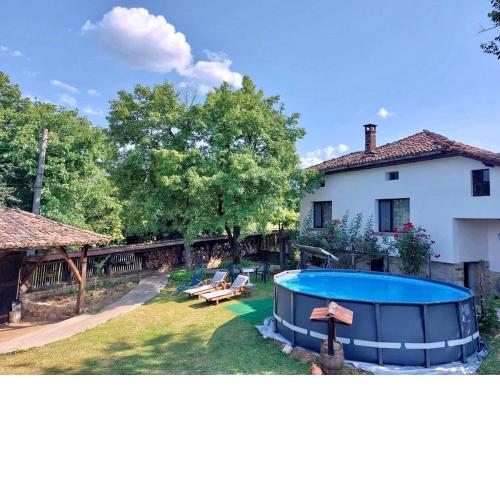 Guest House Stoyanovata Kashta - Стояновата къща