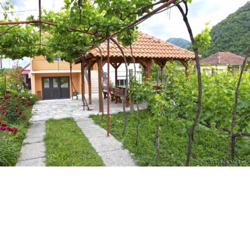 Guesthouse Bato
