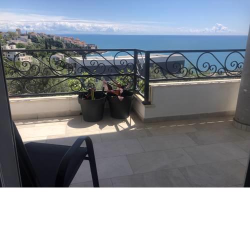 Guesthouse HHL - Liman ll