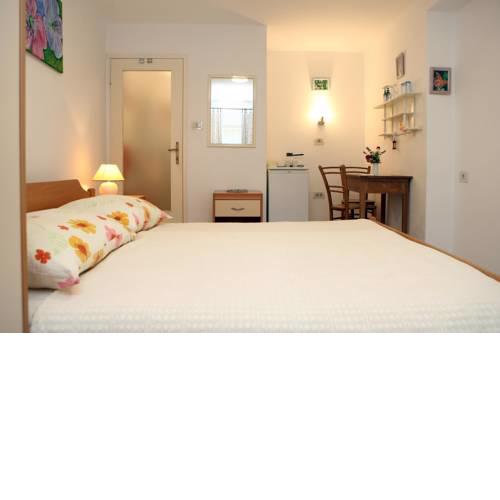 Guesthouse Irena in Piran Center IS
