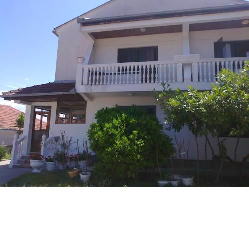 Guesthouse Sinani