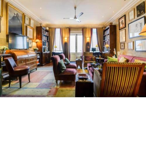 GuestReady - Classic Parisian Home in Marais
