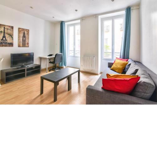 GuestReady - Cosy Apartment in the historical Marais district