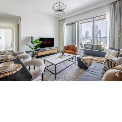 GuestReady - Grand downtown view near Burj Khalifa