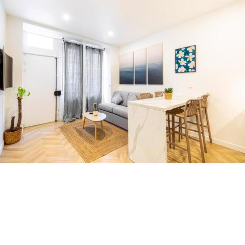 GuestReady - Modern and Cozy Apt in the 17th arr.
