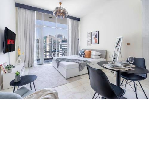 GuestReady - Studio w partial Burj Khalifa view