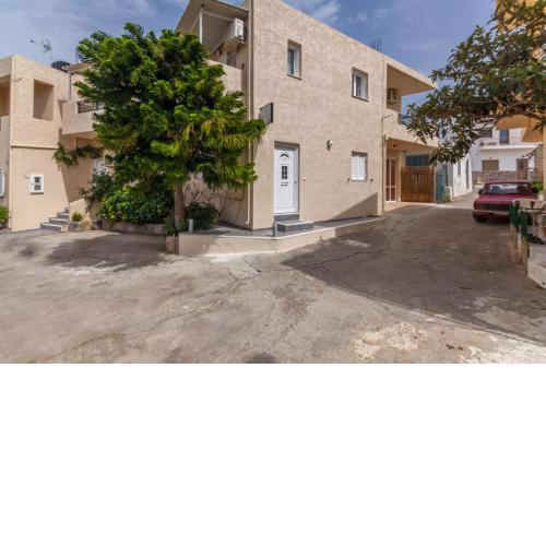 Guests Apartments in Sissi Creta