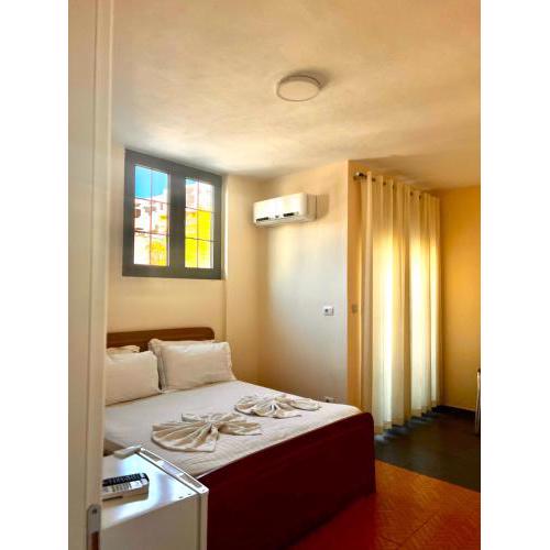 Habibi Rooms