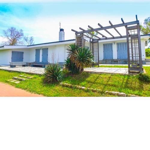 Haddock Beachfront Villa