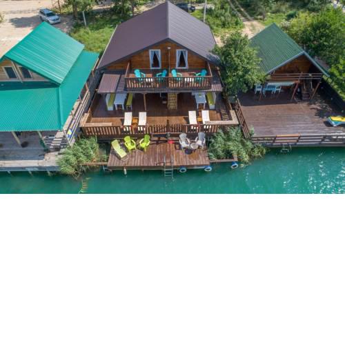 Hakuna Matata Apartments