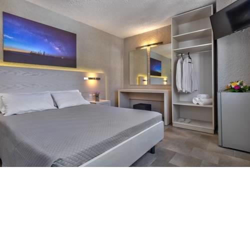 Halaris Rooms