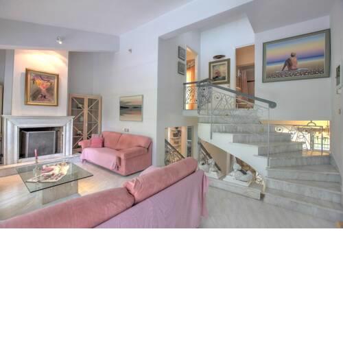 #halu! Private Villa with Garden