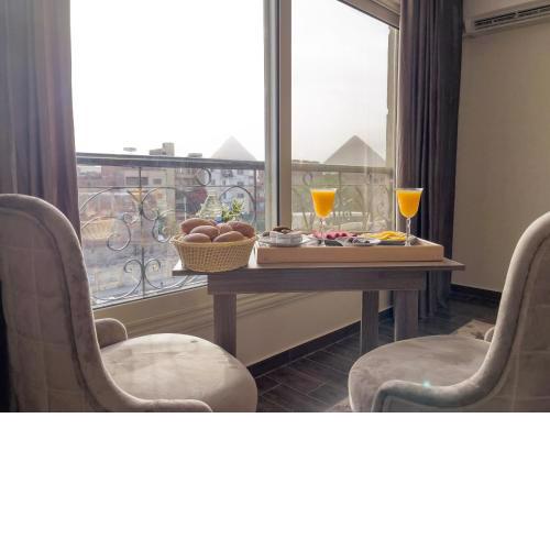 Hammis Pyramids View INN