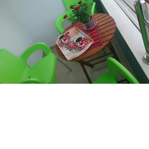 Happiness Apartment
