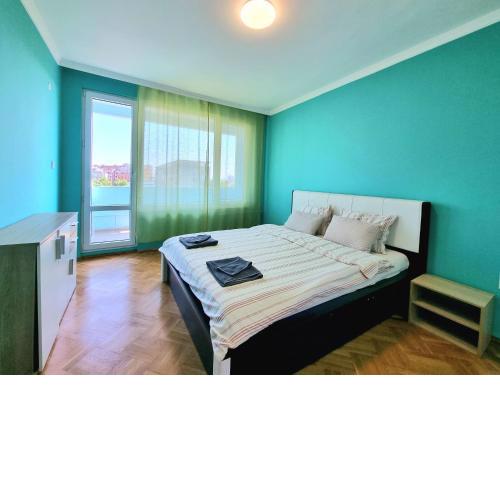 Happy 2BD Apartment to the Sea Garden