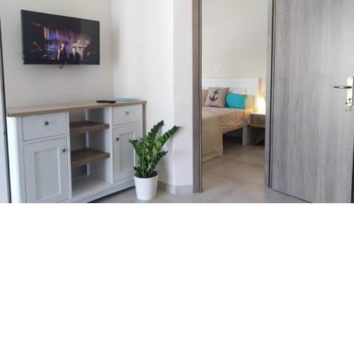 Happy Anchor Apartments