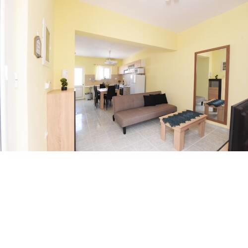 Happy Days Home Apartment und Studio/Penthouse