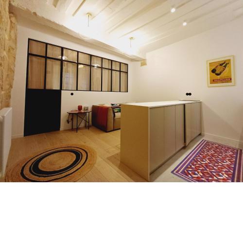 Happy Stay Paris - Marais Deluxe Suite