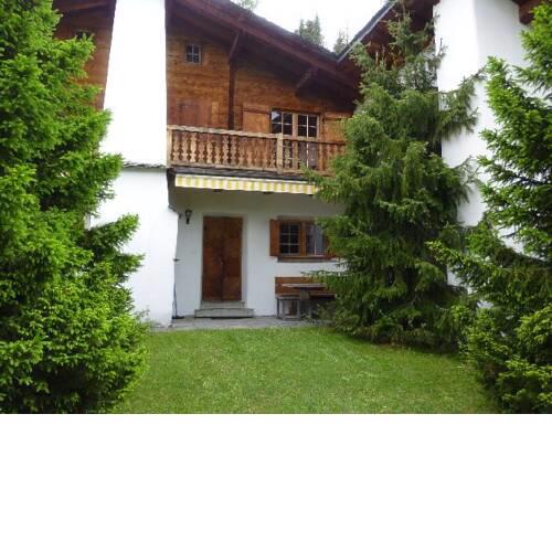 Haus 2 - Gemütliches 5 Zimmer Haus in ruhiger Wohngegend mit Garten