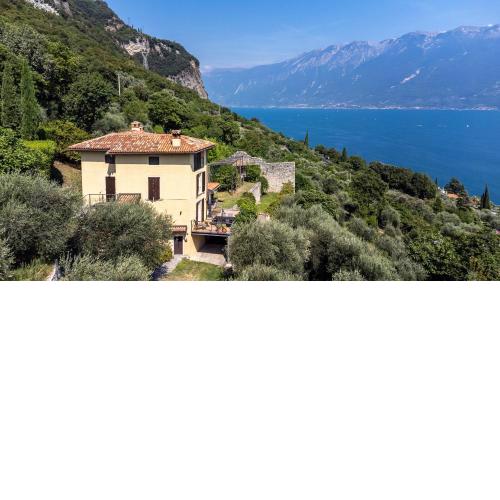 Haus mit tollem See -und Bergblick
