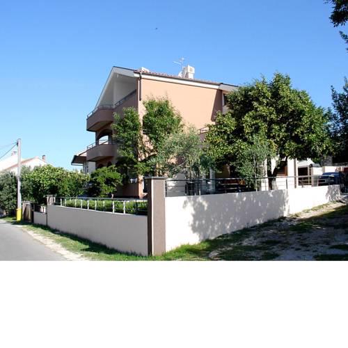 Haus Tara 408S