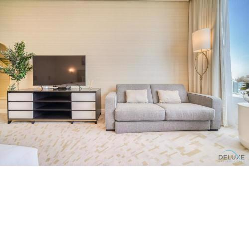 Heavenly Studio at The Palm Tower Palm Jumeirah by Deluxe Holiday Homes