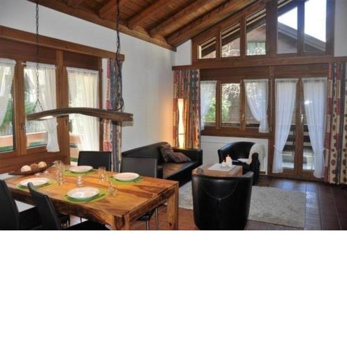Heimelige 3,5 Zimmer Dachwohnung