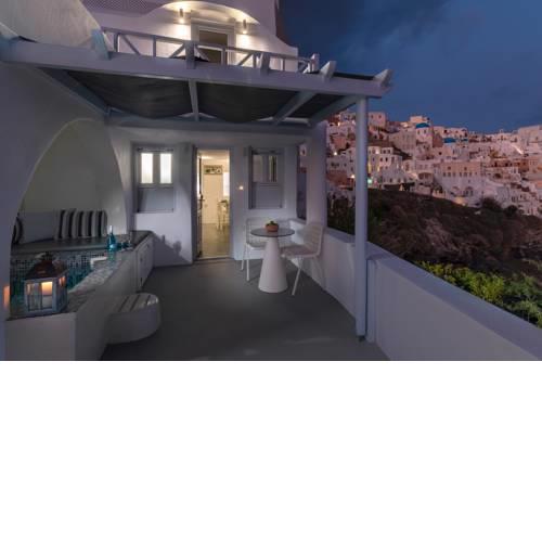 Helianthus Suites- Caldera Caves