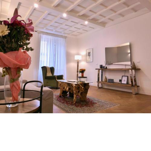 Helmirage Trevi Suite