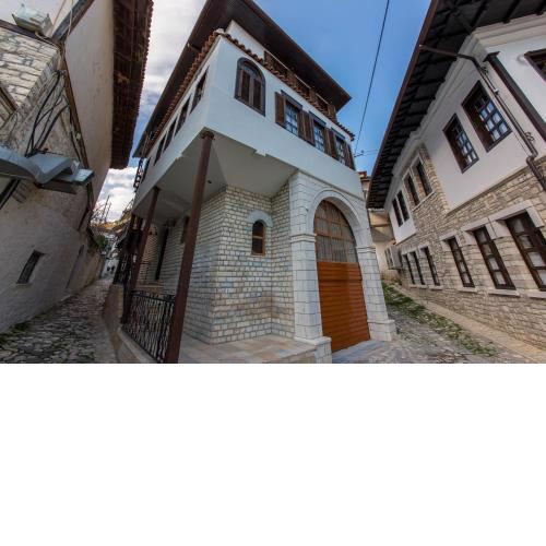 Heraklis Hotel