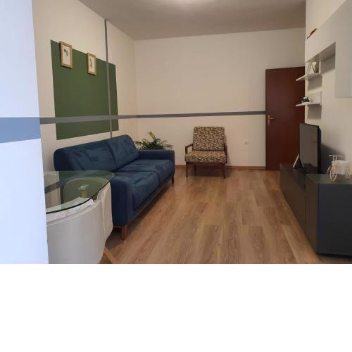 HERIS'S APARTMENT