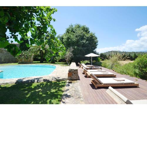 Heritage Holiday Home in Buger Majorca with Private Pool