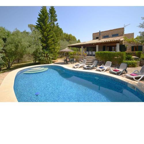 Heritage Mansion in Mancor de la Vall with Private Pool