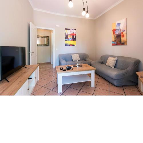 Hermes Gouvia Tennis Luxury Apartment