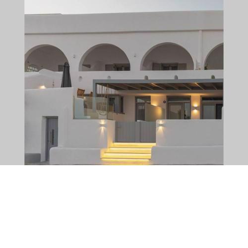 HH Paros Sky
