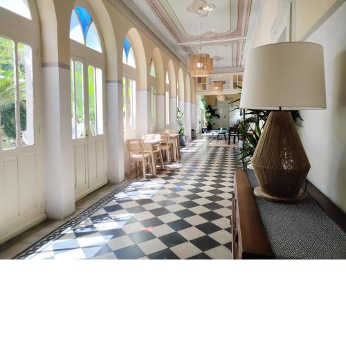 Hibiscus comfort stay